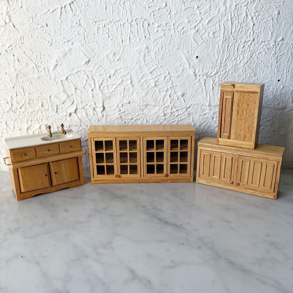 Town Square Miniatures Dollhouse Kitchen Cabinet Set Sink Natural Wood 1:12